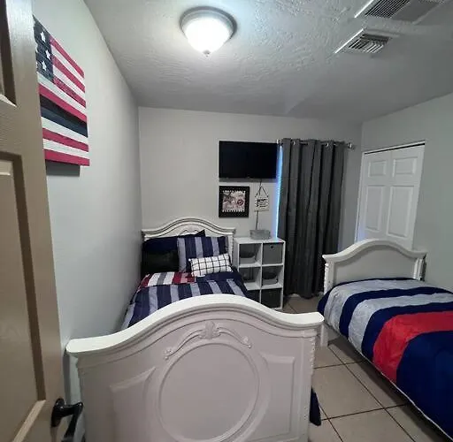 Master King Suite, Gem!