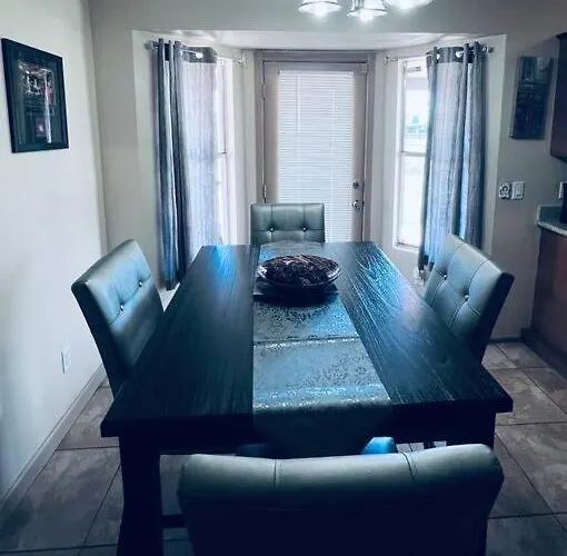 Master King Suite, Gem! * Phoenix